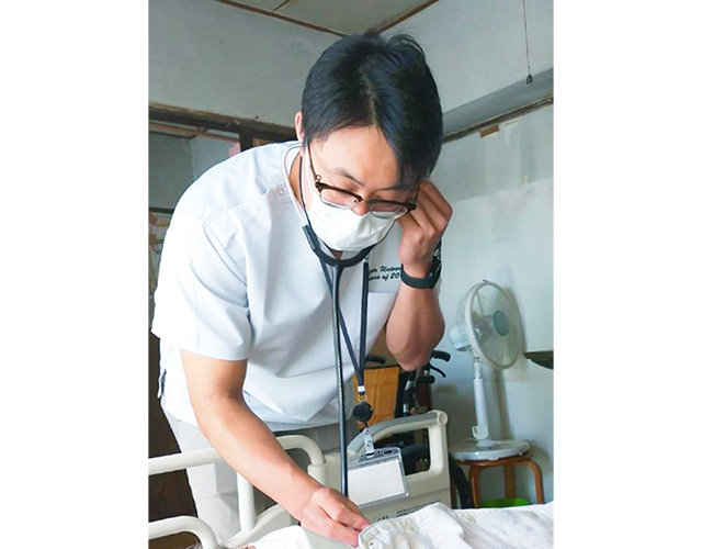 診察